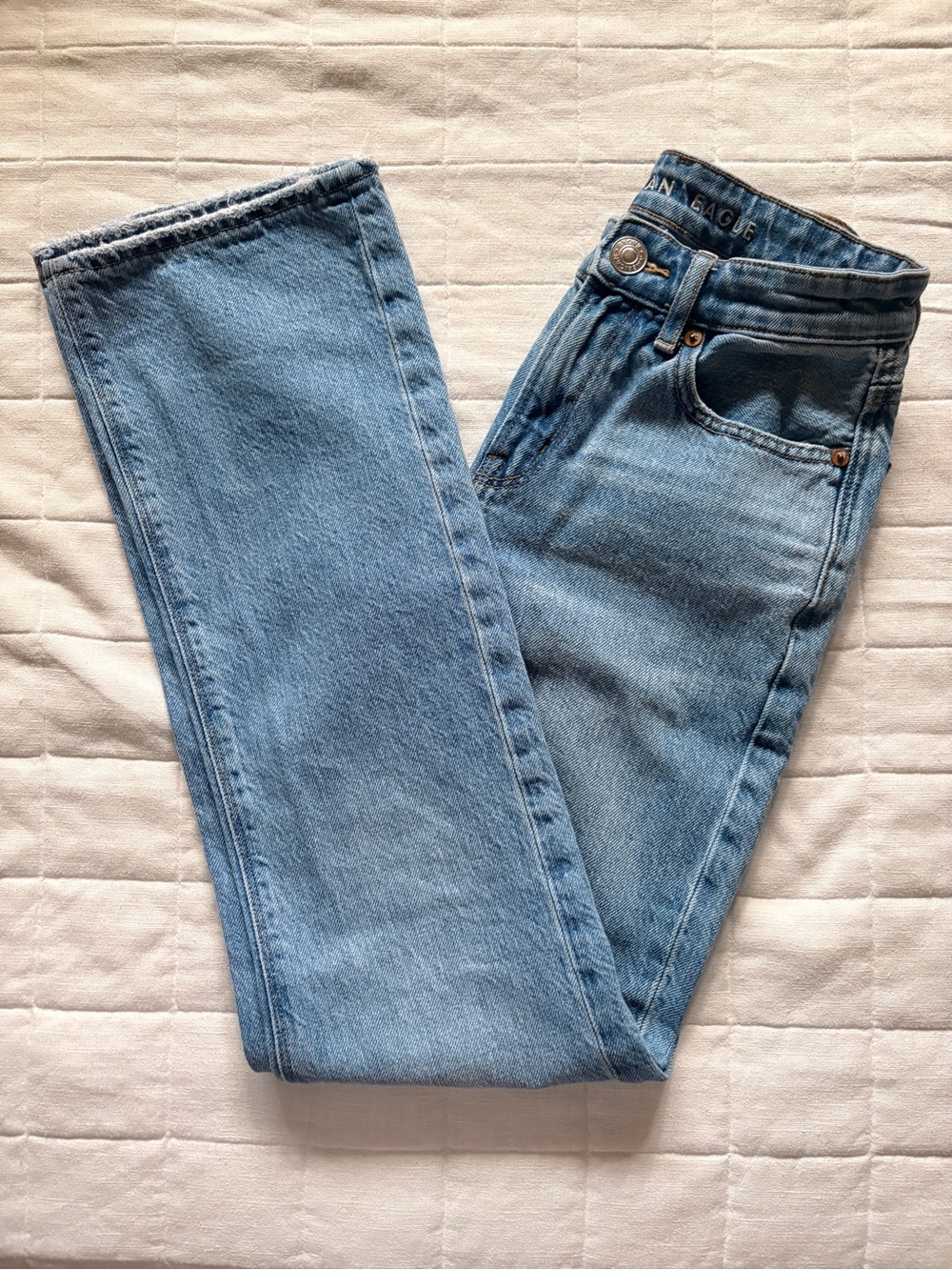 American Eagle Outfitters High-Rise 90’s Bootcut Jeans